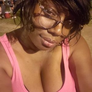 Meet your Posher, Camille